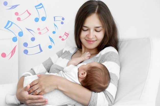 Bố mẹ có thể hát ru để con bớt quấy khóc và dễ ngủ hơn