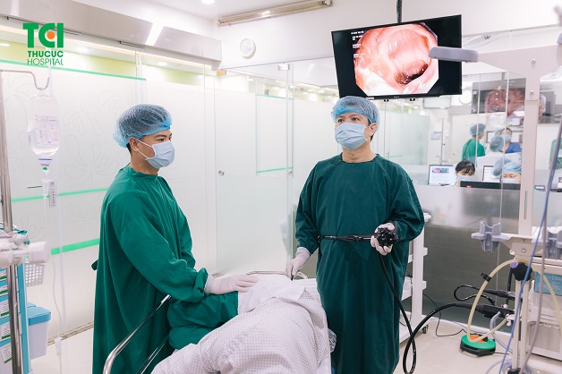 Dấu hiệu ung thư đại tràng và nội soi