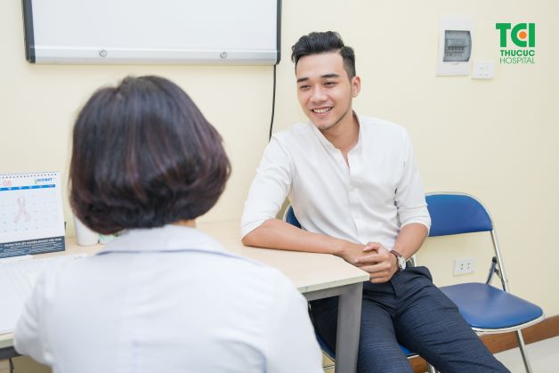 Với các trường hợp hẹp hoặc dài bao quy đầu thì phương pháp cải thiện hiệu quả nhất mà các bác sĩ khuyên thực hiện đó là cắt bao quy đầu.