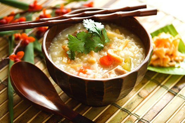 Kinh nghiệm niềng răng hiệu quả là ăn thực phẩm mềm, lỏng, dễ nuốt