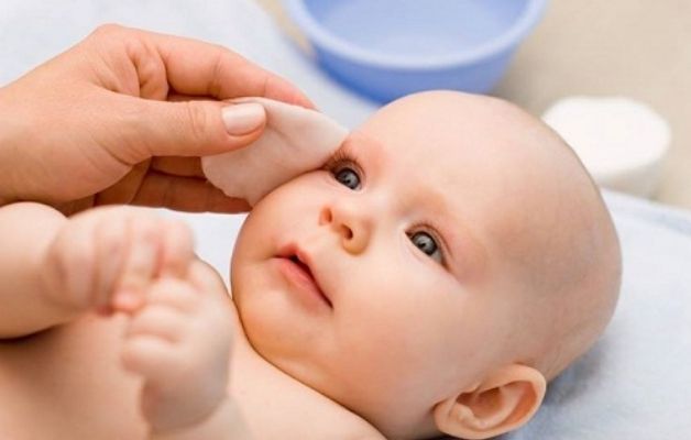 Cách chữa lẹo mắt trẻ em