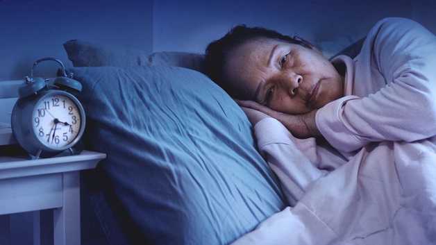 Tuổi tác là nguyên nhân mất ngủ thường gặp.