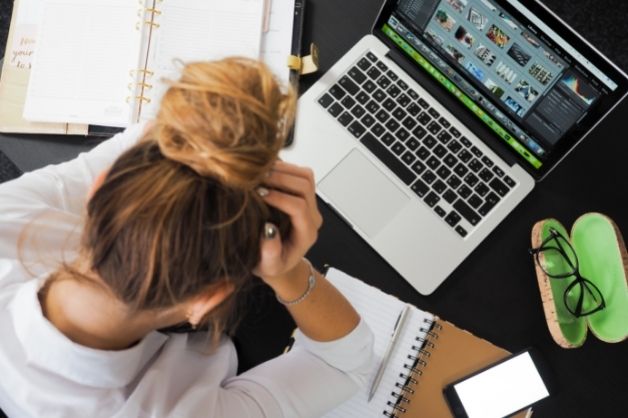 Căng thẳng, stress gây căng thẳng thần kinh mất ngủ 