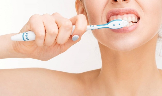 Để trả lời cho thắc mắc hôi miệng thì phải làm sao, trước tiên, bạn cần xác định chính xác nguyên nhân gây hôi miệng thì mới có giải pháp điều trị phù hợp được