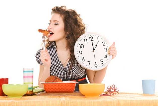 Người bệnh nên nhớ ăn đủ bữa và đúng giờ