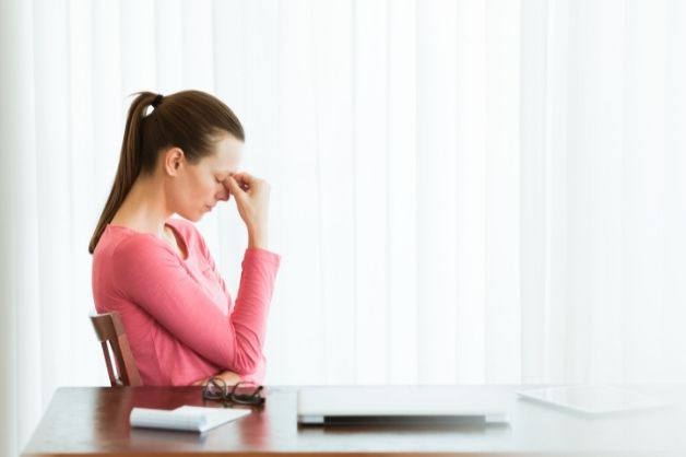 Mất ngủ tiền mãn kinh do rối loạn nội tiết tố