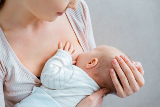 Thuốc chữa tắc tia sữa theo dân gian tương đối hiệu quả với những mẹ mới bị tắc sữa