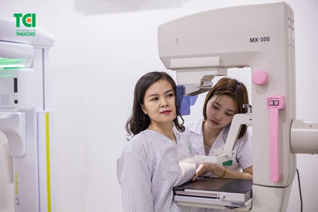 tầm soát ung thư vú tại bệnh viện thu cúc