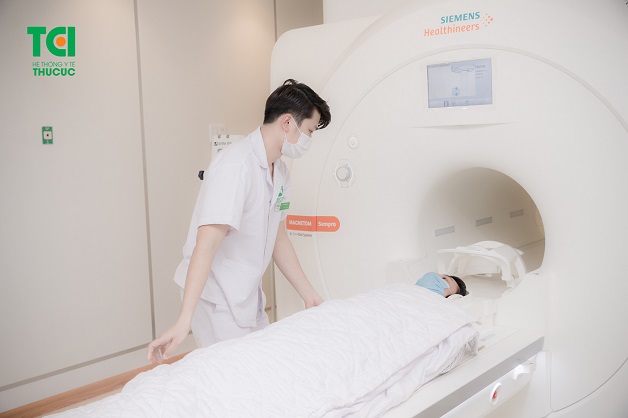 chụp cộng hưởng từ có hại không
