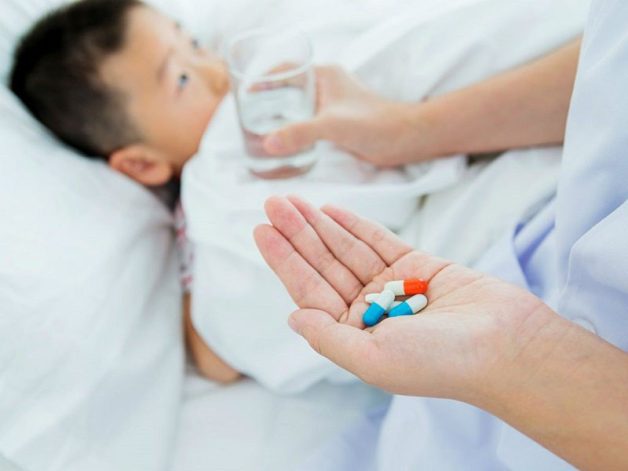 sử dụng kháng sinh cho trẻ em