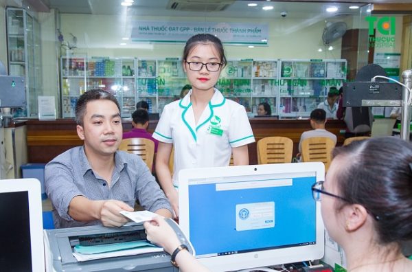 Chi phí tán sỏi niệu quản ngược dòng