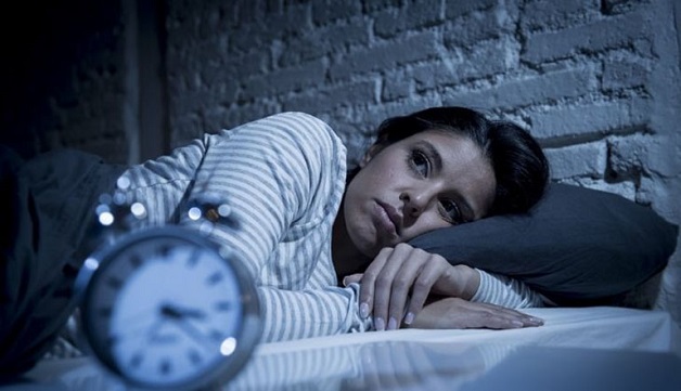 Người bệnh sẽ bị mất ngủ do những cơn đau hành hạ