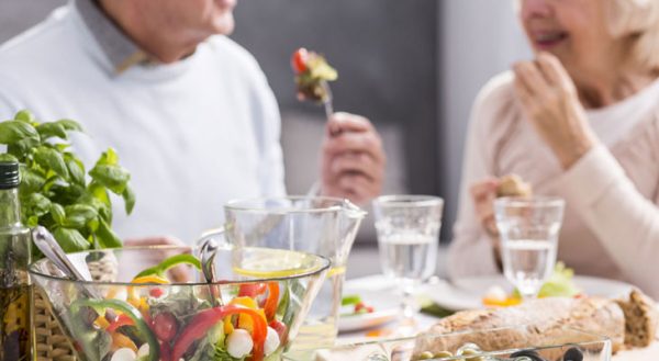 Chế độ ăn tốt cho người bệnh viêm loét dạ dày