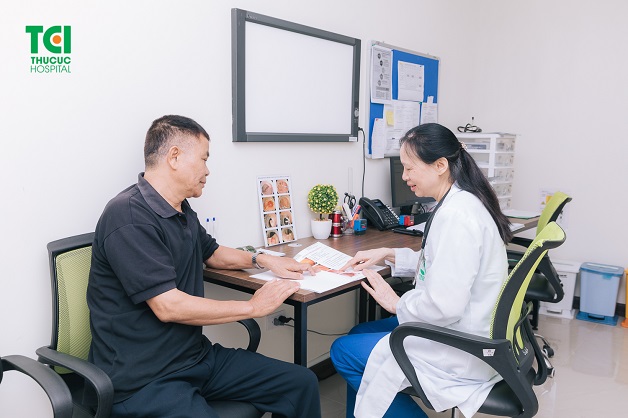 Tìm hiểu đau bụng trên có phải đau dạ dày