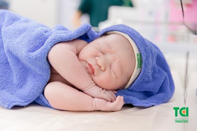 Khám sức khỏe định kỳ cho trẻ sơ sinh