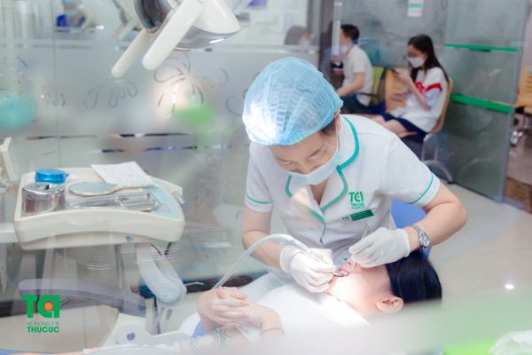 sâu răng số 7