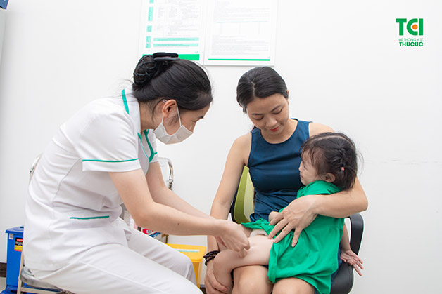 Chích ngừa viêm não Nhật Bản cho bé giúp phòng bệnh từ sớm, bảo vệ trẻ phát triển toàn diện