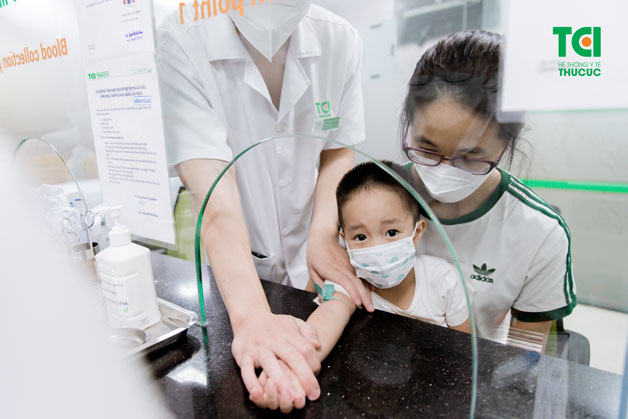trẻ cúm a có sốt không