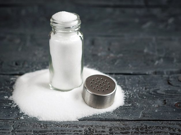 Muối có đặc tính kháng khuẩn, chống viêm mạnh mẽ