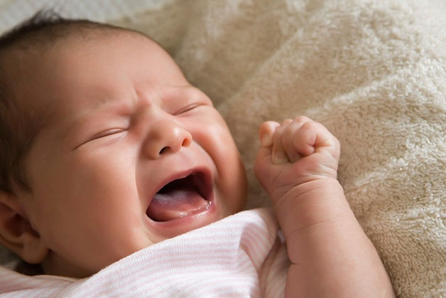 Trẻ quấy khóc khó ngủ