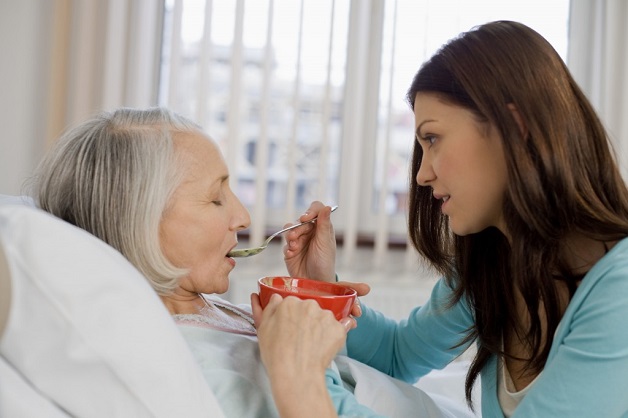 Chăm sóc bệnh nhân sa sút trí tuệ như thế nào?