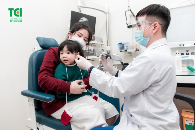 Khám tổng quát cho trẻ