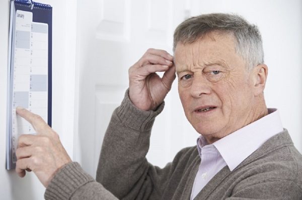 các giai đoạn của sa sút trí tuệ nhẹ