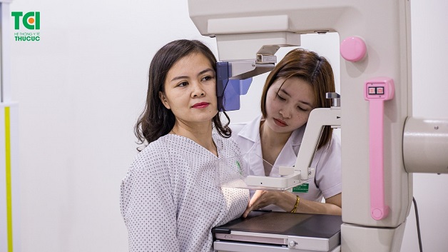 tầm soát ung thư vú gồm những gì