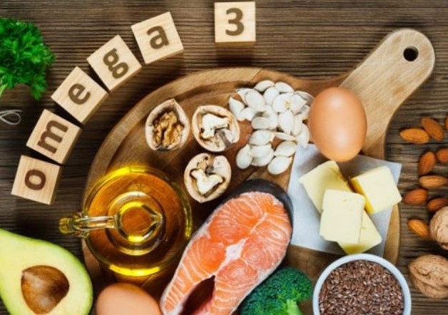 Bổ sung omega-3 thường xuyên cũng là một cách chữa thoái hóa đốt sống cổ hiệu quả