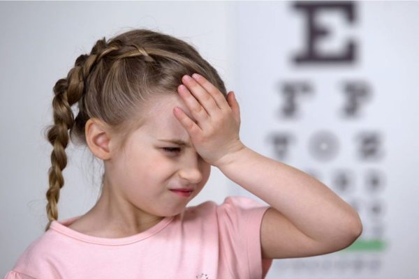 Tật khúc xạ có thể dẫn tới nhược thị nếu trẻ không được khắc phục đúng cách
