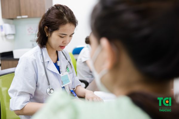 Những triệu chứng của polyp tử cung rất dễ nhầm lẫn và khiến cho người bệnh chủ quan, bỏ lỡ thời điểm điều trị hiệu quả