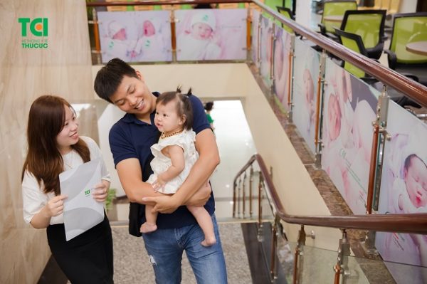 khám định kỳ cho trẻ