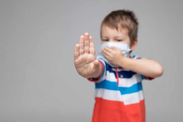 Đường lây nhiễm bệnh viêm họng cấp ở trẻ
