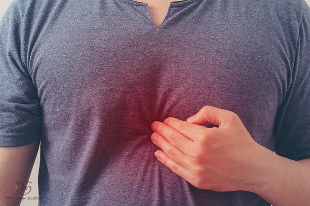 Người bệnh thường có cảm giác đau ở vùng thượng vị