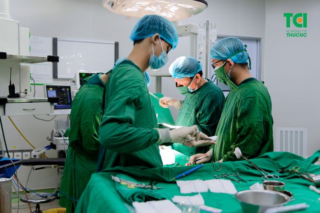Phẫu thuật thai ngoài tử cung được thực hiện tại Thu Cúc TCI - Một trong những cơ sở y tế uy tín trong lĩnh vực sản phụ khoa