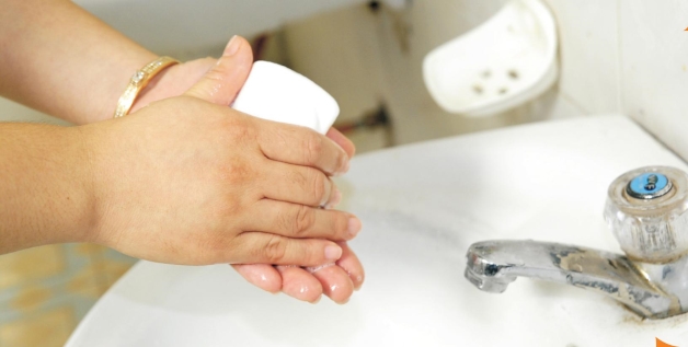 dấu hiệu tay chân miệng