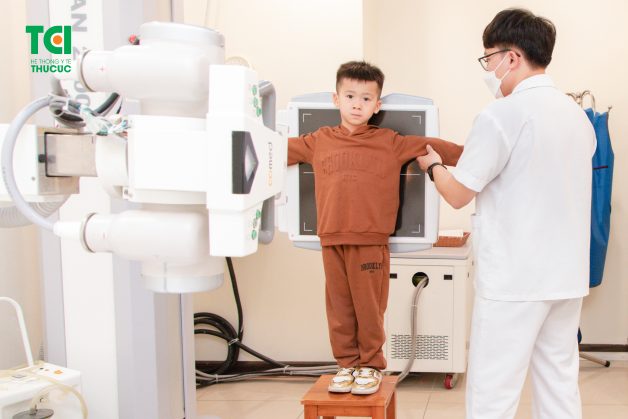 X-quang ngực thẳng để chẩn đoán hen phế quản ở trẻ em