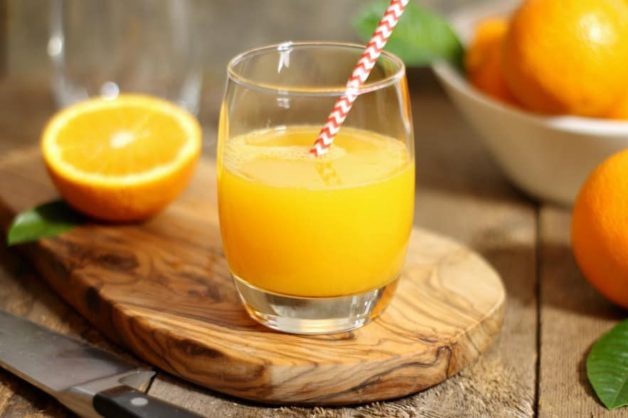 Bệnh nhân cần lưu ý không uống đồ uống có màu như nước hoa quả, cà phê… trước khi nội soi.