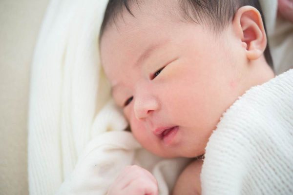 Trẻ nhỏ có nguy cơ bị suy hô hấp cao do sức đề kháng kém, mắc bệnh hệ hô hấp