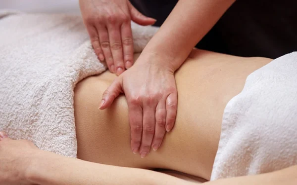Massage khi bị đau dạ dày