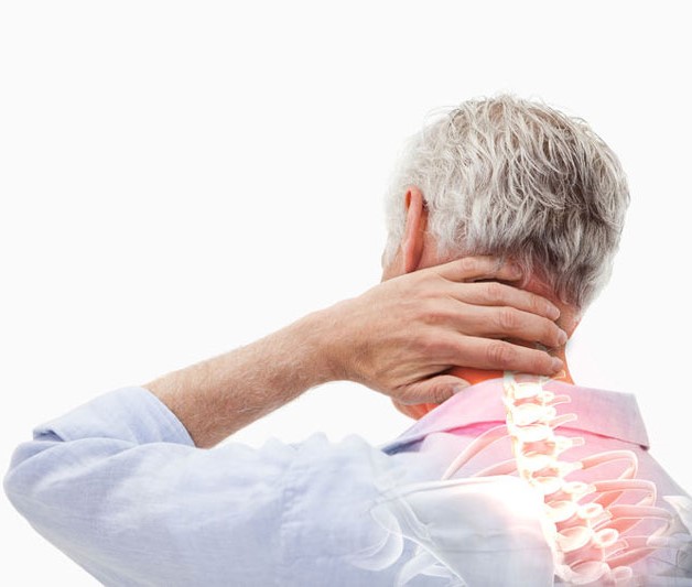 gai đốt sống cổ là bệnh gì? tại sao nguy cơ cao mắc ở người lớn tuổi?