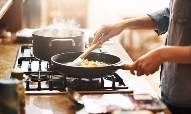 Nấu chín thức ăn giúp hạn chế vi khuẩn lây lan