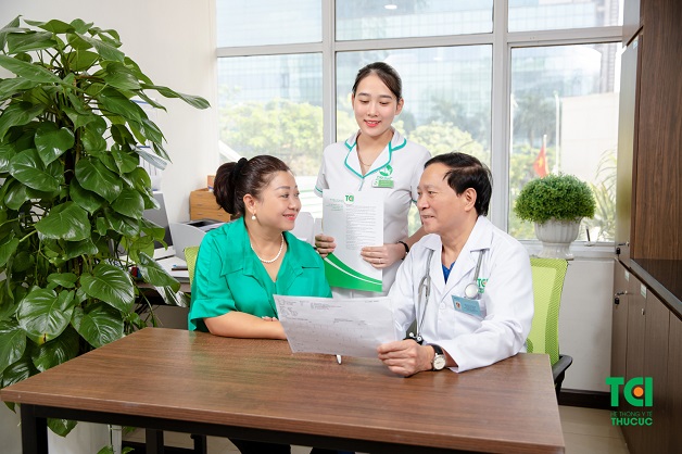 Xử trí như thế nào khi bị đánh trống ngực lúc nằm