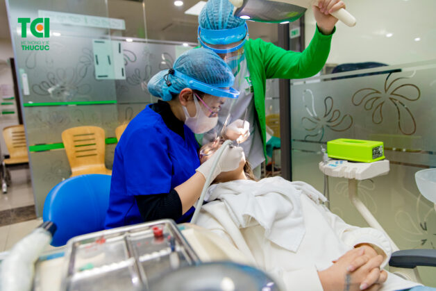 Chọn kỹ thuật phục hình răng phù hợp.
