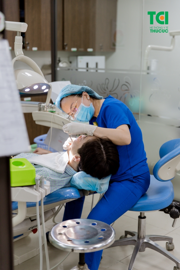 Viêm niêm mạc miệng aphthous