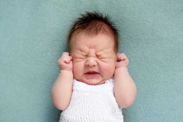 Viêm tai giữa là tình trạng tổn thương, viêm nhiễm ở tai thường gặp ở trẻ nhỏ