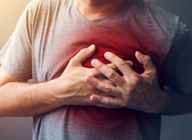 dấu hiệu của bệnh đột quỵ tim - đau tức ngực