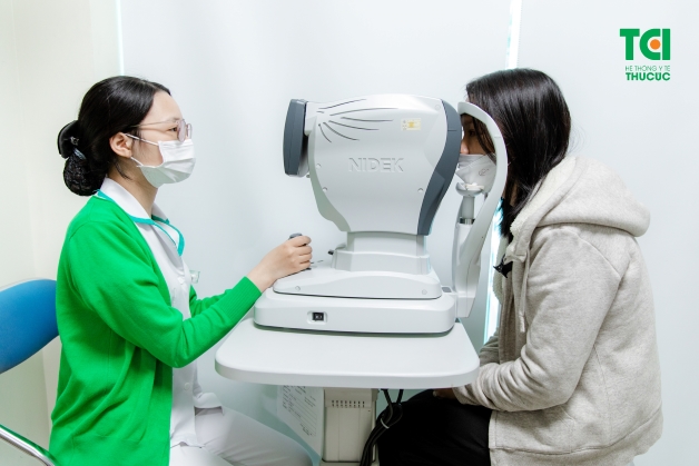 bệnh hắc võng mạc trung tâm thanh dịch bao lâu khỏi