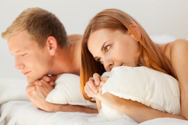 Phụ nữ đang bị rong kinh có quan hệ được không?