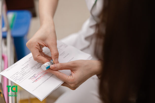 Vắc xin viêm gan B là một chế phẩm sinh học có nguồn gốc từ virus viêm gan B.